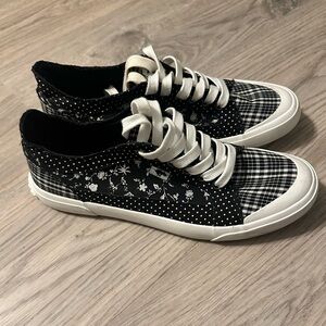 Rocket Dog Black and White Patterned Sneakers